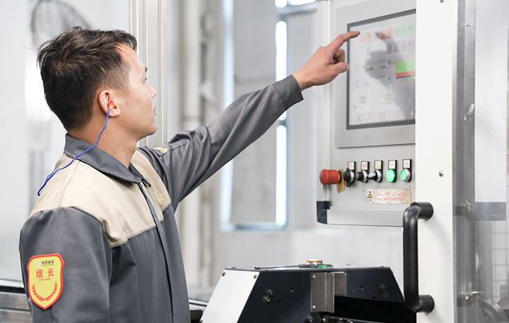 傲群車間生產(chǎn)環(huán)境