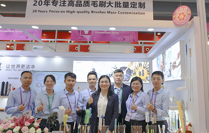 傲群科技團(tuán)隊(duì)風(fēng)采